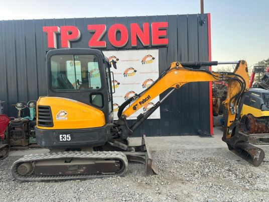 Bobcat E35 Cabine à 22500 € HT - Miniexcavadora: foto 1 Bobcat E35 Cabine à 22500 € HT - Miniexcavadora: foto 1