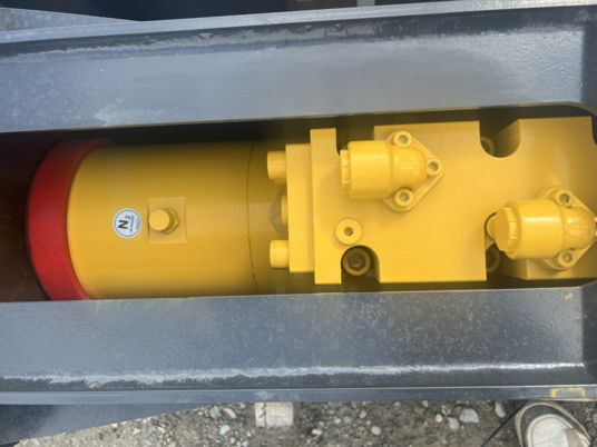 Brh mustang pour pelle de 6T à 12T - Martillo hidráulico: foto 4 Brh mustang pour pelle de 6T à 12T - Martillo hidráulico: foto 4