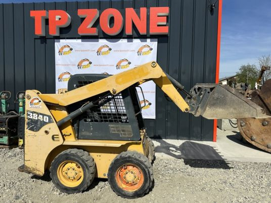 Gehl 3840 - Minicargadora: foto 1 Gehl 3840 - Minicargadora: foto 1