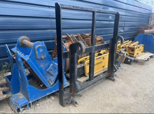 Merlo Pique botte - Implemento para Equipo de manutención: foto 4 Merlo Pique botte - Implemento para Equipo de manutención: foto 4