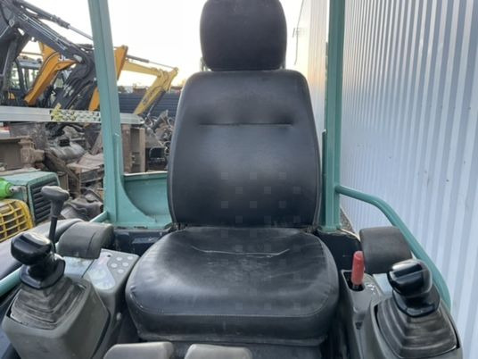 Miniexcavadora Yanmar VIO25-4 Canopy: foto 10