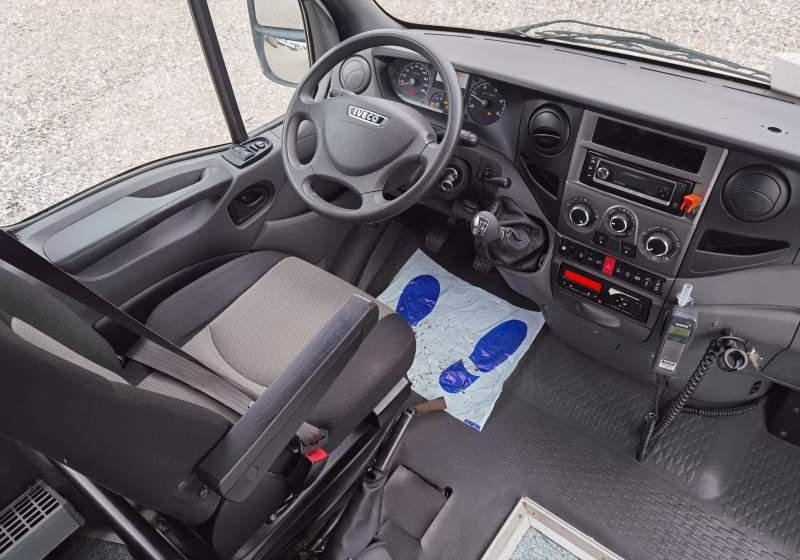 Autobús suburbano Iveco Daily 23 miejsca, KLIMA, WEBASTO: foto 13 Autobús suburbano Iveco Daily 23 miejsca, KLIMA, WEBASTO: foto 13