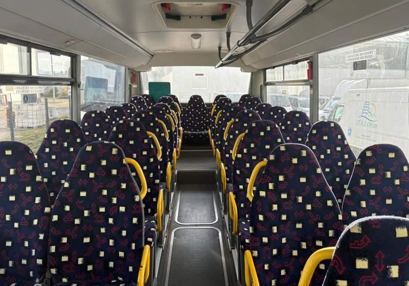 Mercedes-Benz Intouro 12 m crossway recreo, - Autobús suburbano: foto 2 Mercedes-Benz Intouro 12 m crossway recreo, - Autobús suburbano: foto 2