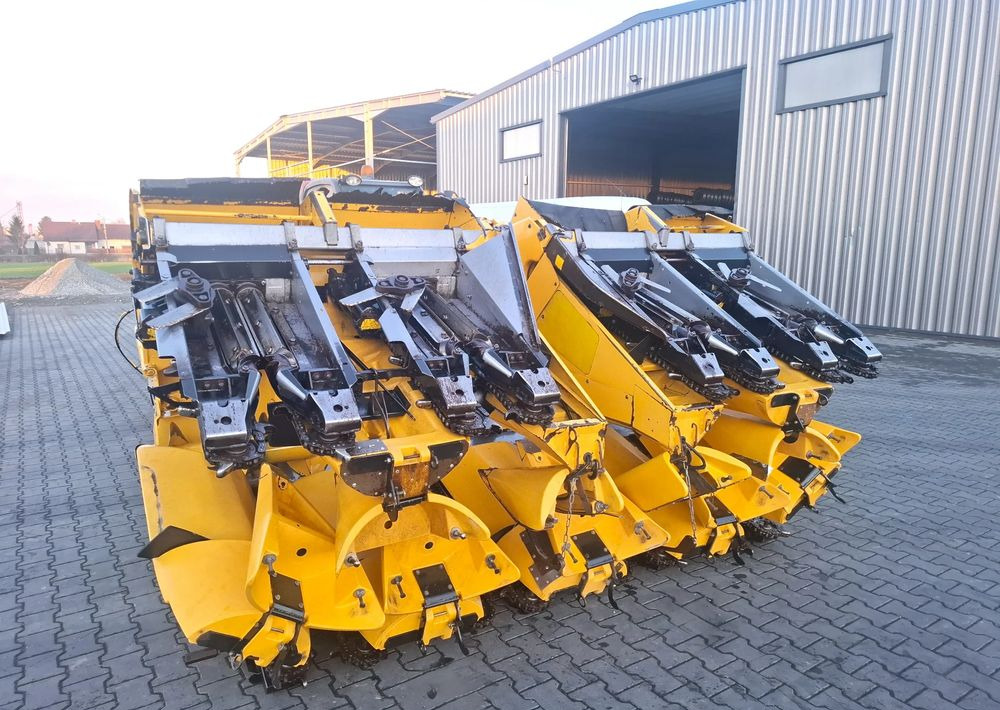 New Holland Przystawka Do Kukurydzy New Holland 8-75 8 rzedowa, 2013 Rok, Nie mlaowana, Stan Idealny - Cabezal de maíz: foto 2 New Holland Przystawka Do Kukurydzy New Holland 8-75 8 rzedowa, 2013 Rok, Nie mlaowana, Stan Idealny - Cabezal de maíz: foto 2