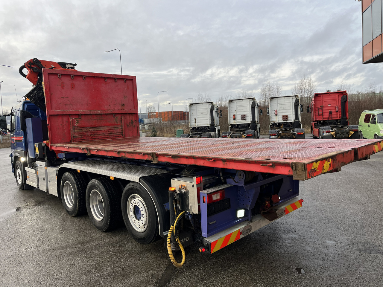 VOLVO FM 500 8X4 + Crane Palfinger PK53002SH YEAR 2016 + JIB PJ125 - Camión grúa: foto 5 VOLVO FM 500 8X4 + Crane Palfinger PK53002SH YEAR 2016 + JIB PJ125 - Camión grúa: foto 5