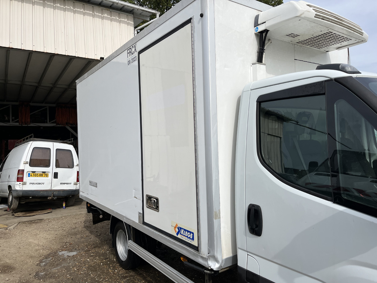 Iveco Daily 35-120 - Frigorífico furgoneta: foto 5 Iveco Daily 35-120 - Frigorífico furgoneta: foto 5