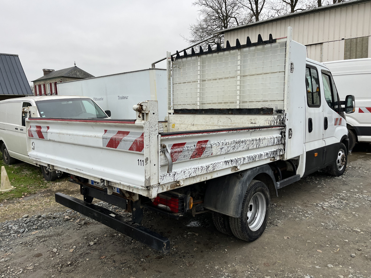 Volquete furgoneta Iveco Daily 35-170: foto 8 Volquete furgoneta Iveco Daily 35-170: foto 8