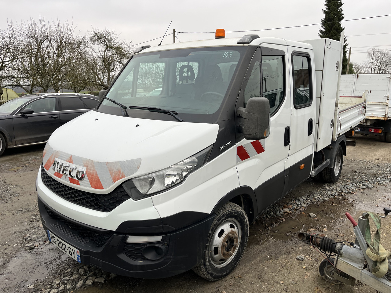 Iveco Daily 35-170 - Volquete furgoneta: foto 1 Iveco Daily 35-170 - Volquete furgoneta: foto 1