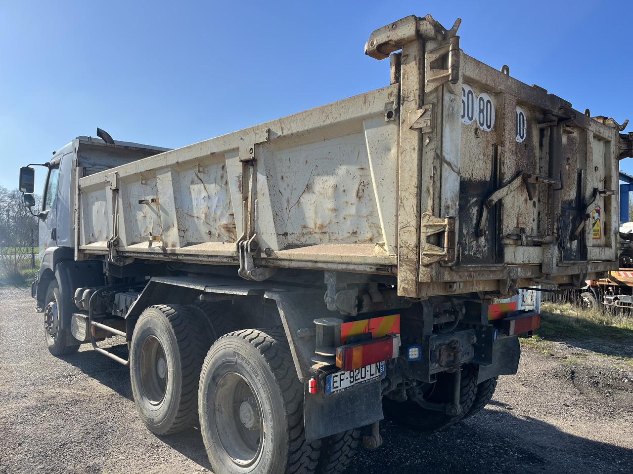 Volquete camión RENAULT Kerax 370 dci 6x4 benne bibenne bi benne: foto 10