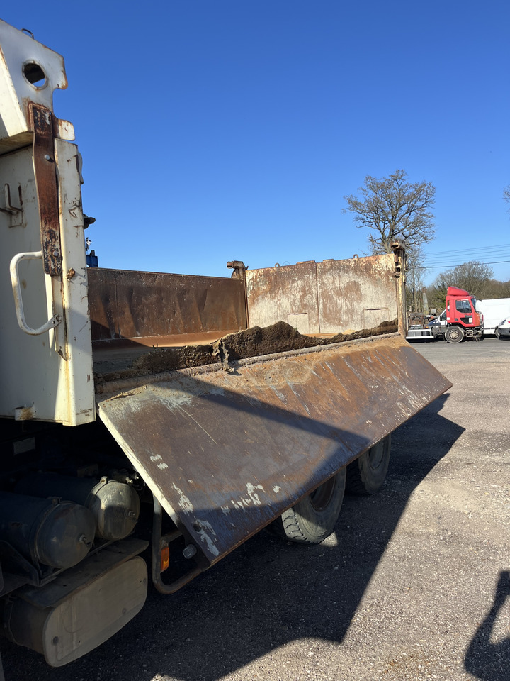 Volquete camión RENAULT Kerax 370 dci 6x4 benne bibenne bi benne: foto 18