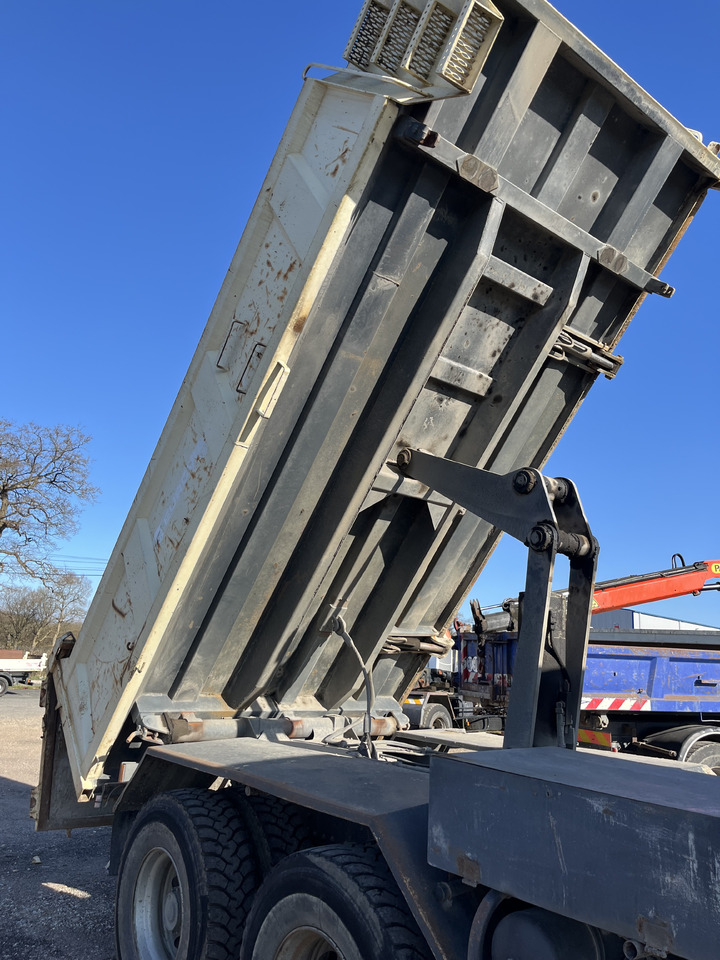 Volquete camión RENAULT Kerax 370 dci 6x4 benne bibenne bi benne: foto 19