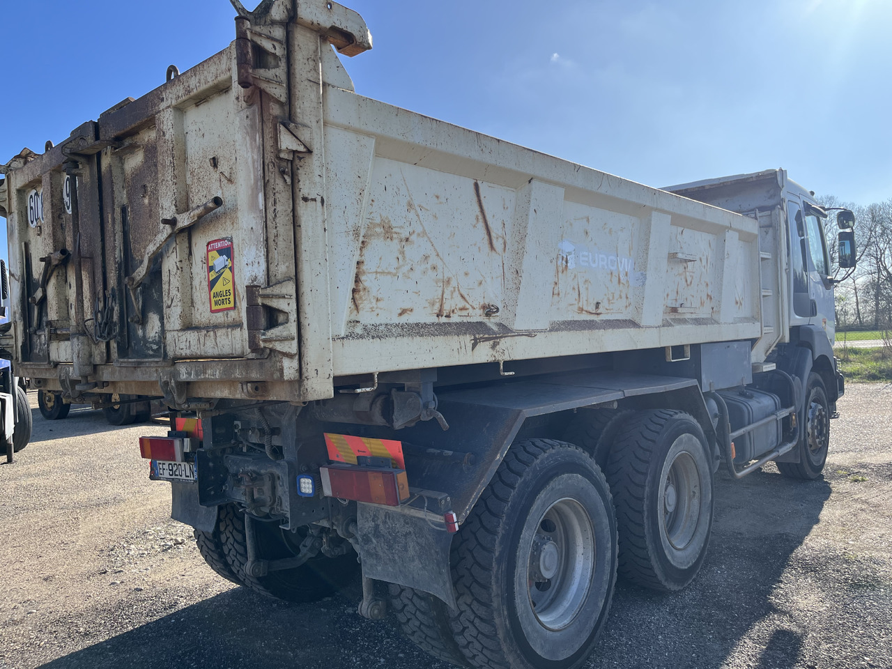 Volquete camión RENAULT Kerax 370 dci 6x4 benne bibenne bi benne: foto 6