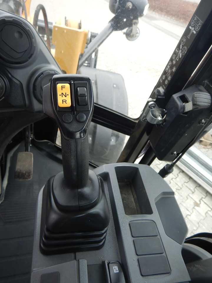 Leasing financiero de CATERPILLAR 908 leasing CATERPILLAR 908: foto 16