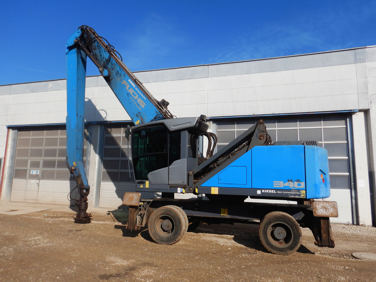 Fuchs MHL 340 F - Manipulador de materiales: foto 2 Fuchs MHL 340 F - Manipulador de materiales: foto 2