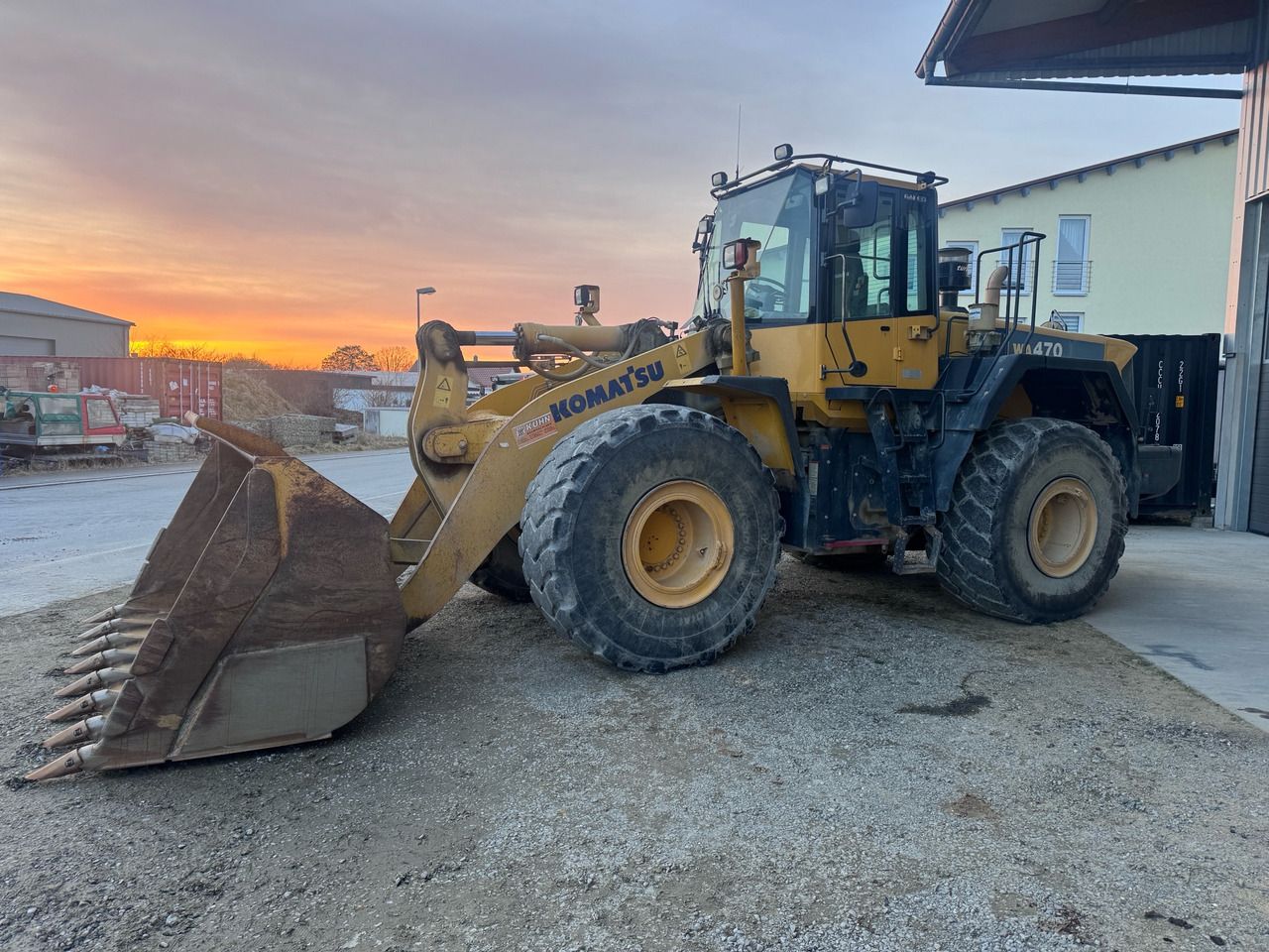 KOMATSU WA 470-6 - Cargadora de ruedas: foto 1 KOMATSU WA 470-6 - Cargadora de ruedas: foto 1