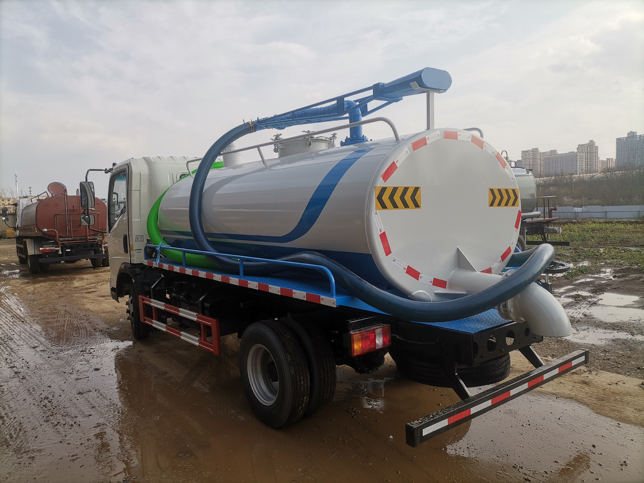 Limpieza de alcantarillado nuevo Sinotruk Howo light truck ( alternative: Dongfeng ): foto 6