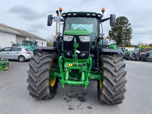 JOHN DEERE 6R215 - Tractor: foto 2 JOHN DEERE 6R215 - Tractor: foto 2