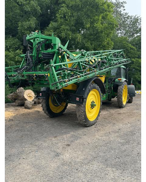 JOHN DEERE 840 - Pulverizador arrastrado: foto 2 JOHN DEERE 840 - Pulverizador arrastrado: foto 2