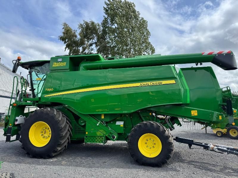 JOHN DEERE T550 - Cosechadora de granos: foto 5 JOHN DEERE T550 - Cosechadora de granos: foto 5