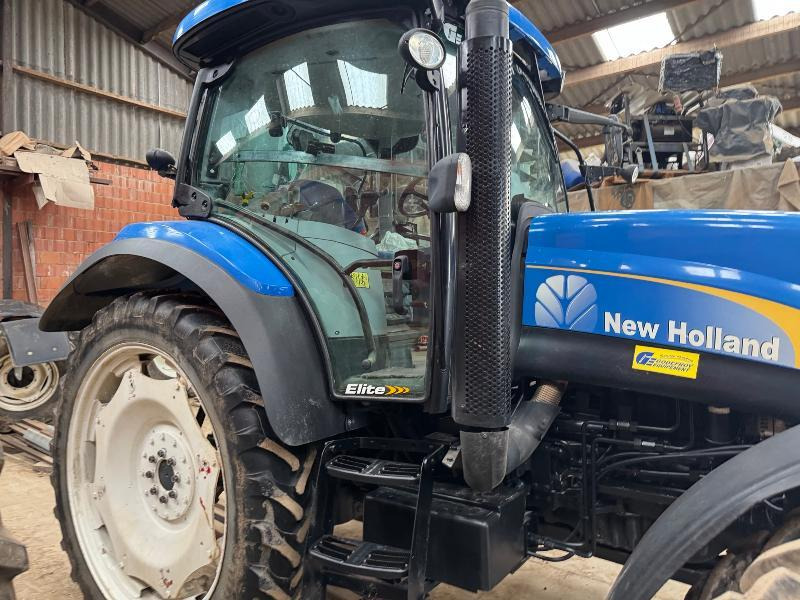 NEW-HOLLAND T6030 - Tractor: foto 3 NEW-HOLLAND T6030 - Tractor: foto 3