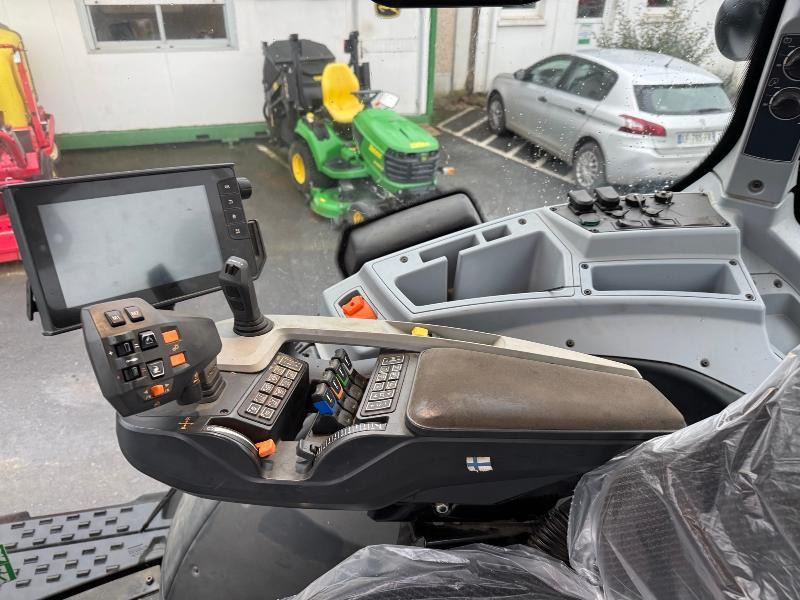 Tractor VALTRA T214 DIRECT: foto 10