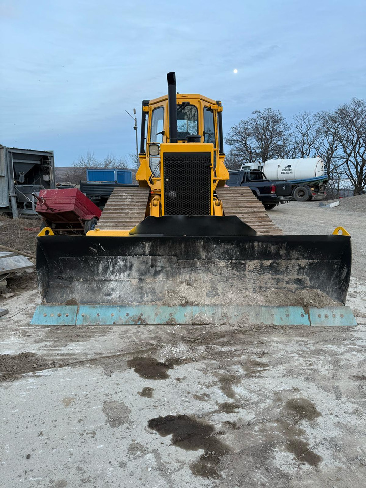 CATERPILLAR D4H BULLDOZER - Bulldozer: foto 2 CATERPILLAR D4H BULLDOZER - Bulldozer: foto 2