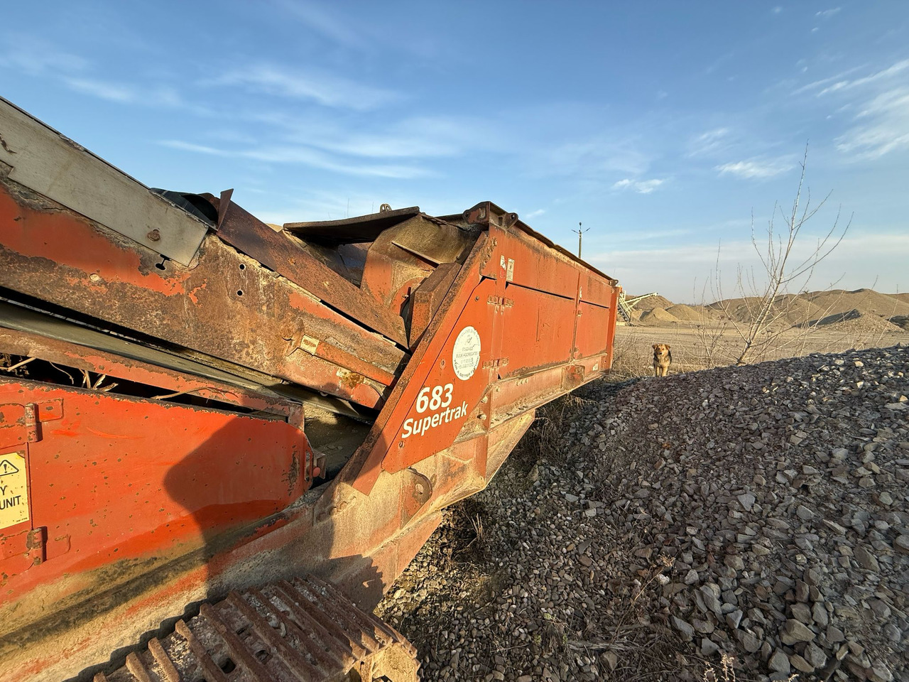 FINLAY 683 SUPERTRAK MOBILE SORTING STATION - Cribadora: foto 2 FINLAY 683 SUPERTRAK MOBILE SORTING STATION - Cribadora: foto 2
