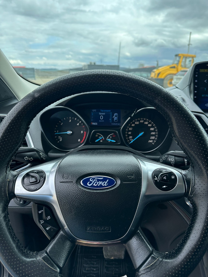 FORD KUGA TITANIUM - SUV/ Todoterreno: foto 4 FORD KUGA TITANIUM - SUV/ Todoterreno: foto 4