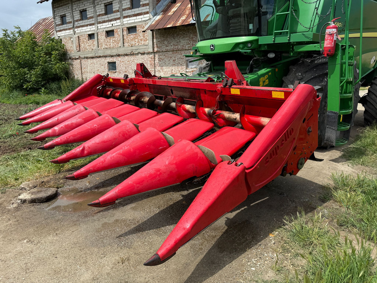 Hydraulic folding corn header Capello Quasar - Cabezal de maíz: foto 1 Hydraulic folding corn header Capello Quasar - Cabezal de maíz: foto 1