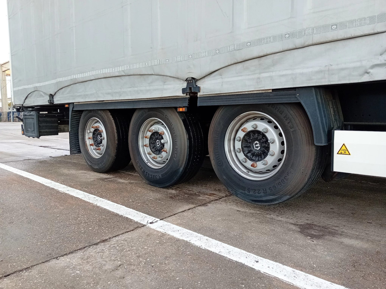 Krone Sliding Tarpaulin Semi-trailer Standard, TOP ! - Semirremolque lona: foto 2 Krone Sliding Tarpaulin Semi-trailer Standard, TOP ! - Semirremolque lona: foto 2