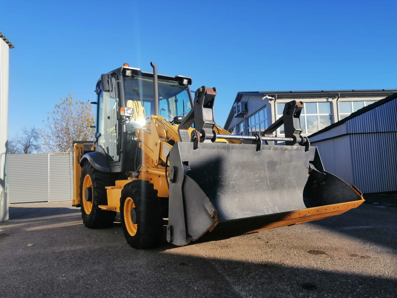 LiuGong CLG777A Backhoe Loader 4×4 - Retroexcavadora: foto 2 LiuGong CLG777A Backhoe Loader 4×4 - Retroexcavadora: foto 2