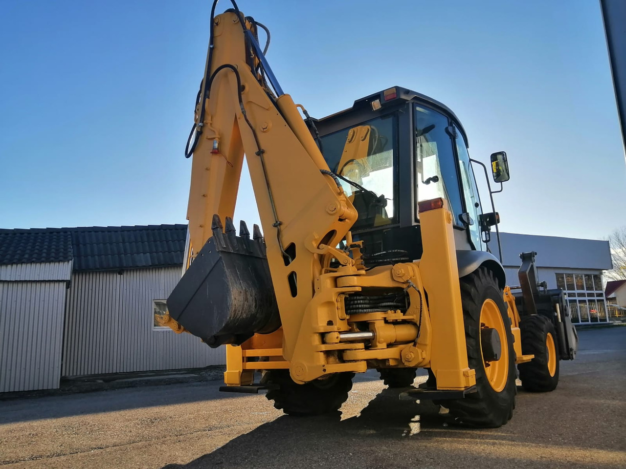 LiuGong CLG777A Backhoe Loader 4×4(copy) - Retroexcavadora: foto 3 LiuGong CLG777A Backhoe Loader 4×4(copy) - Retroexcavadora: foto 3