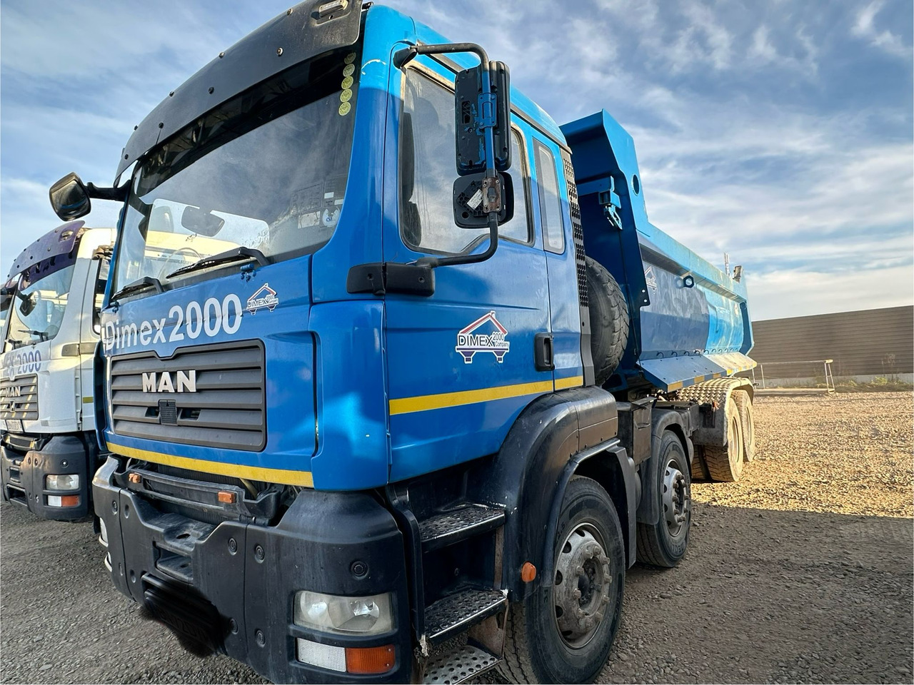 MAN TGA 41.440 Tipper - Volquete camión: foto 2 MAN TGA 41.440 Tipper - Volquete camión: foto 2