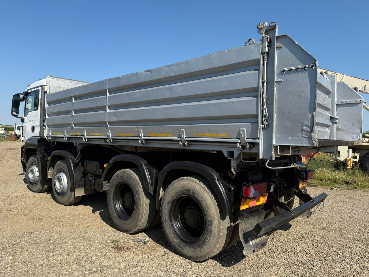 MAN TGS 8X4 Tipper - Volquete camión: foto 4 MAN TGS 8X4 Tipper - Volquete camión: foto 4