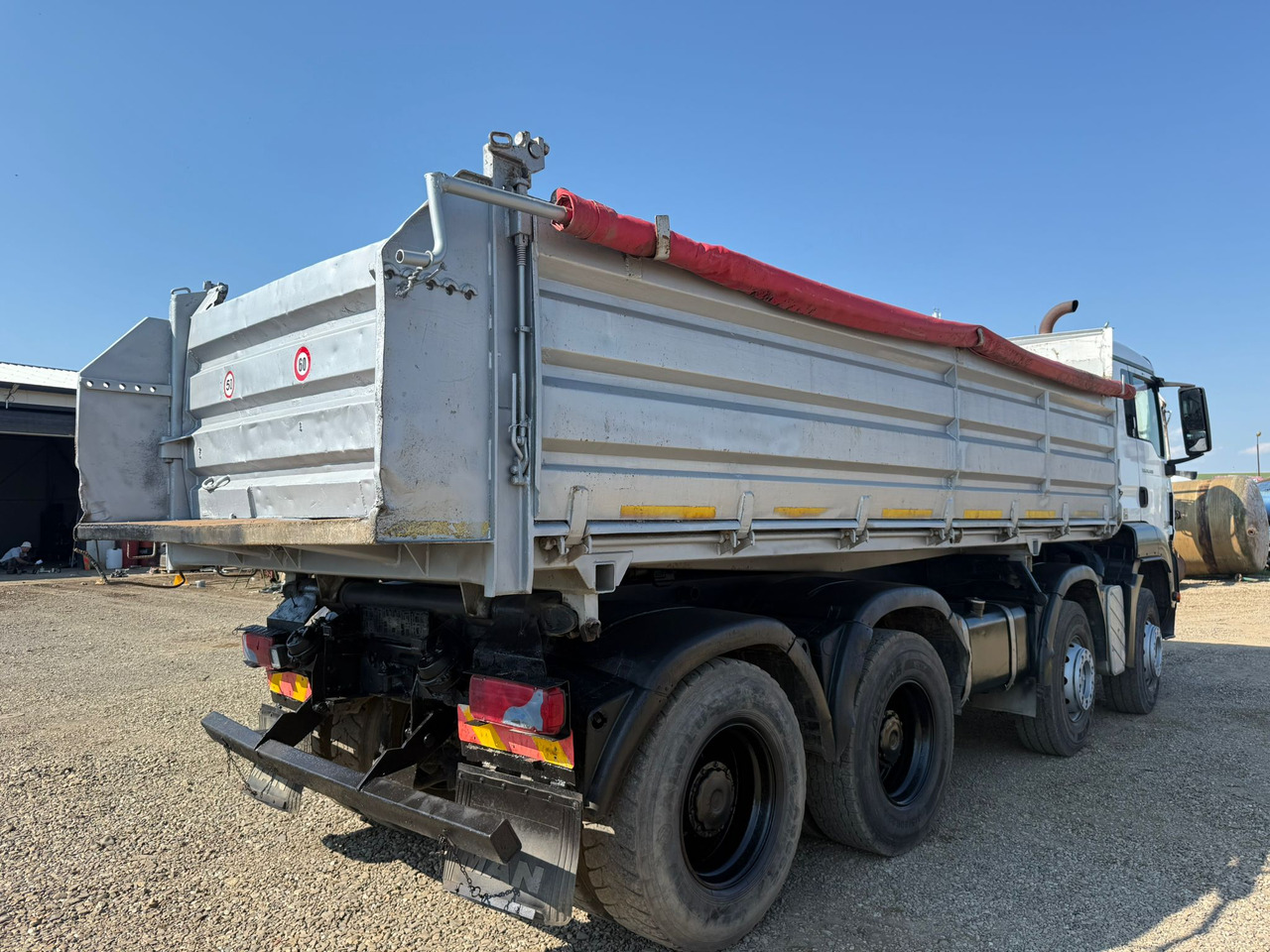 MAN TGS 8X4 Tipper - Volquete camión: foto 5 MAN TGS 8X4 Tipper - Volquete camión: foto 5