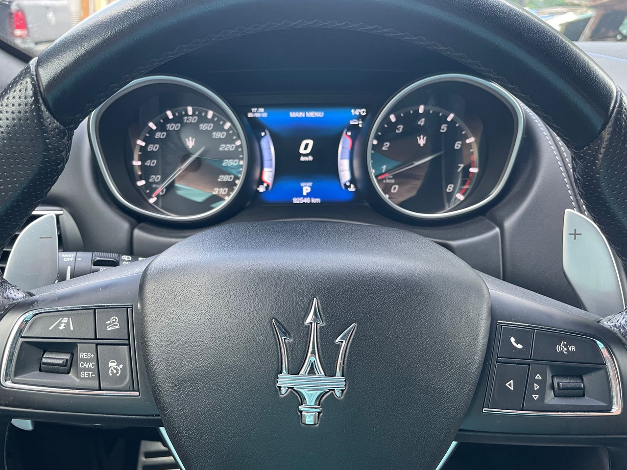 SUV/ Todoterreno MASERATI LEVANTE 4X4: foto 10