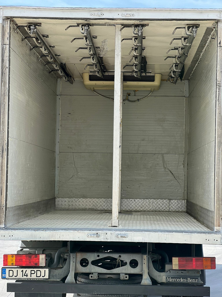 Mercedes-Benz Atego 10.15 Thermo King -20 C, Meat on hooks transport - Frigorífico camión: foto 5 Mercedes-Benz Atego 10.15 Thermo King -20 C, Meat on hooks transport - Frigorífico camión: foto 5