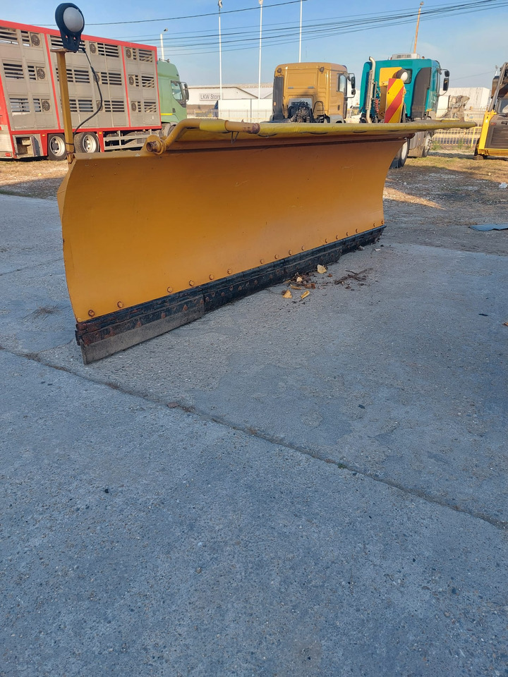 Nido Plow / Snow Blade / – Nido Universal Electrohidraulik – Sn 252 - Cuchilla quitanieves: foto 2 Nido Plow / Snow Blade / – Nido Universal Electrohidraulik – Sn 252 - Cuchilla quitanieves: foto 2