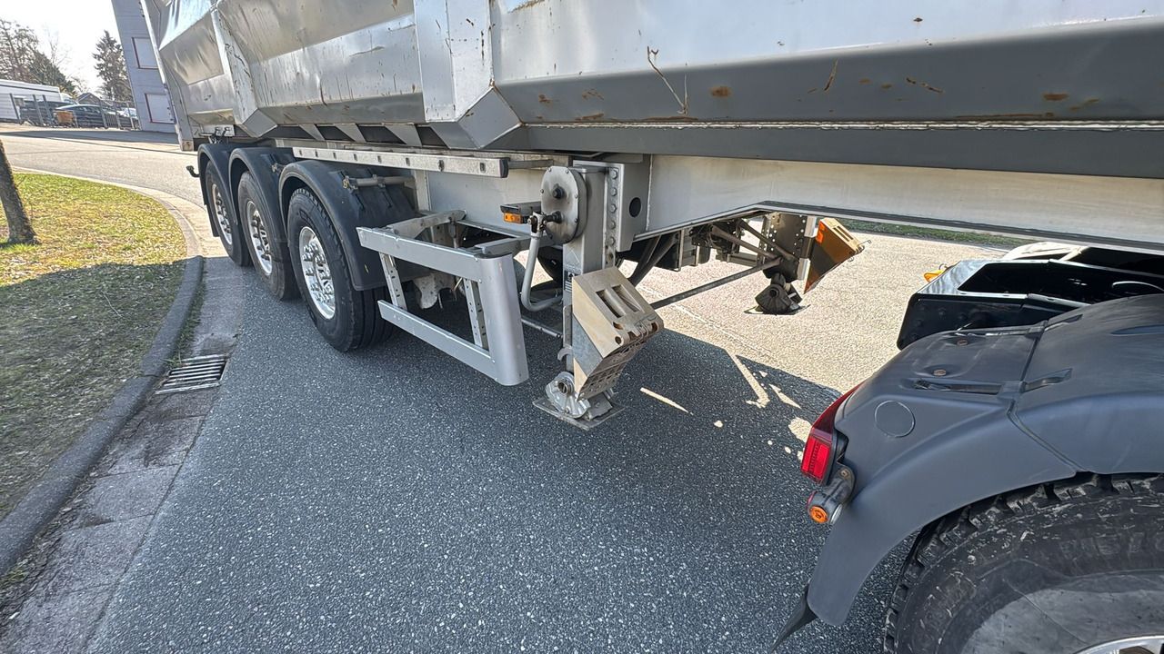 Schmitz Cargobull Lueck SKF 35 – 50 mc Tipper semi-trailer/dumper waste/iron/scrap, TOP!!! - Volquete semirremolque: foto 5 Schmitz Cargobull Lueck SKF 35 – 50 mc Tipper semi-trailer/dumper waste/iron/scrap, TOP!!! - Volquete semirremolque: foto 5