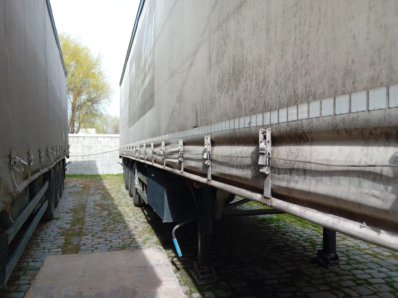 Schmitz S01 Semi-Trailer - Semirremolque lona: foto 5 Schmitz S01 Semi-Trailer - Semirremolque lona: foto 5