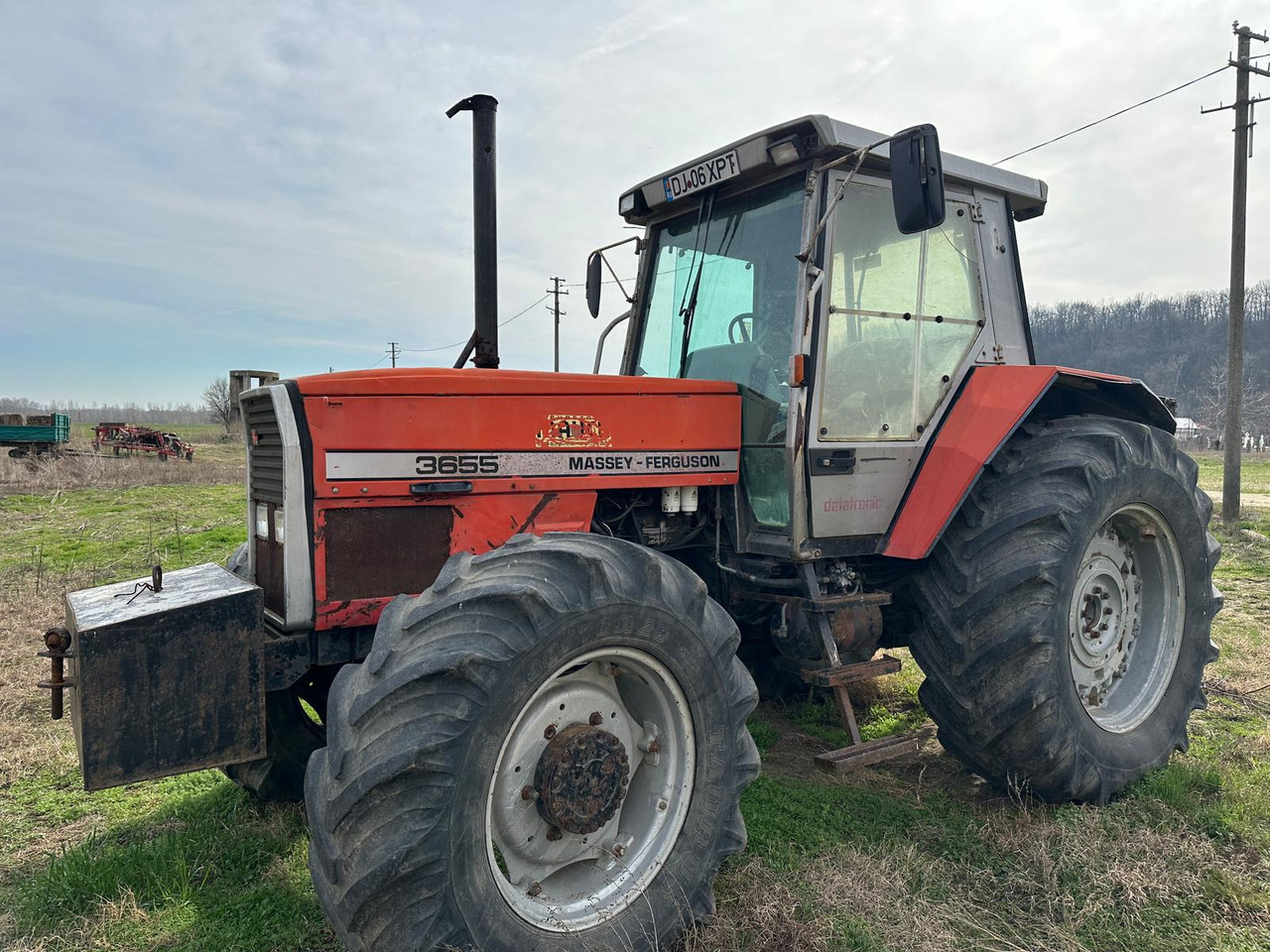 Tractor agricol Massey Ferguson 3655 - Tractor: foto 1 Tractor agricol Massey Ferguson 3655 - Tractor: foto 1