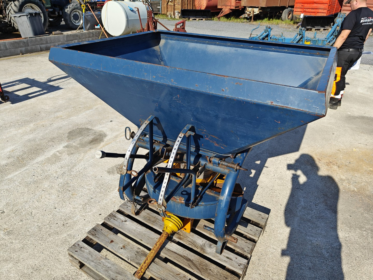 BOGBALLE B500 - Esparcidor de fertilizantes: foto 3 BOGBALLE B500 - Esparcidor de fertilizantes: foto 3