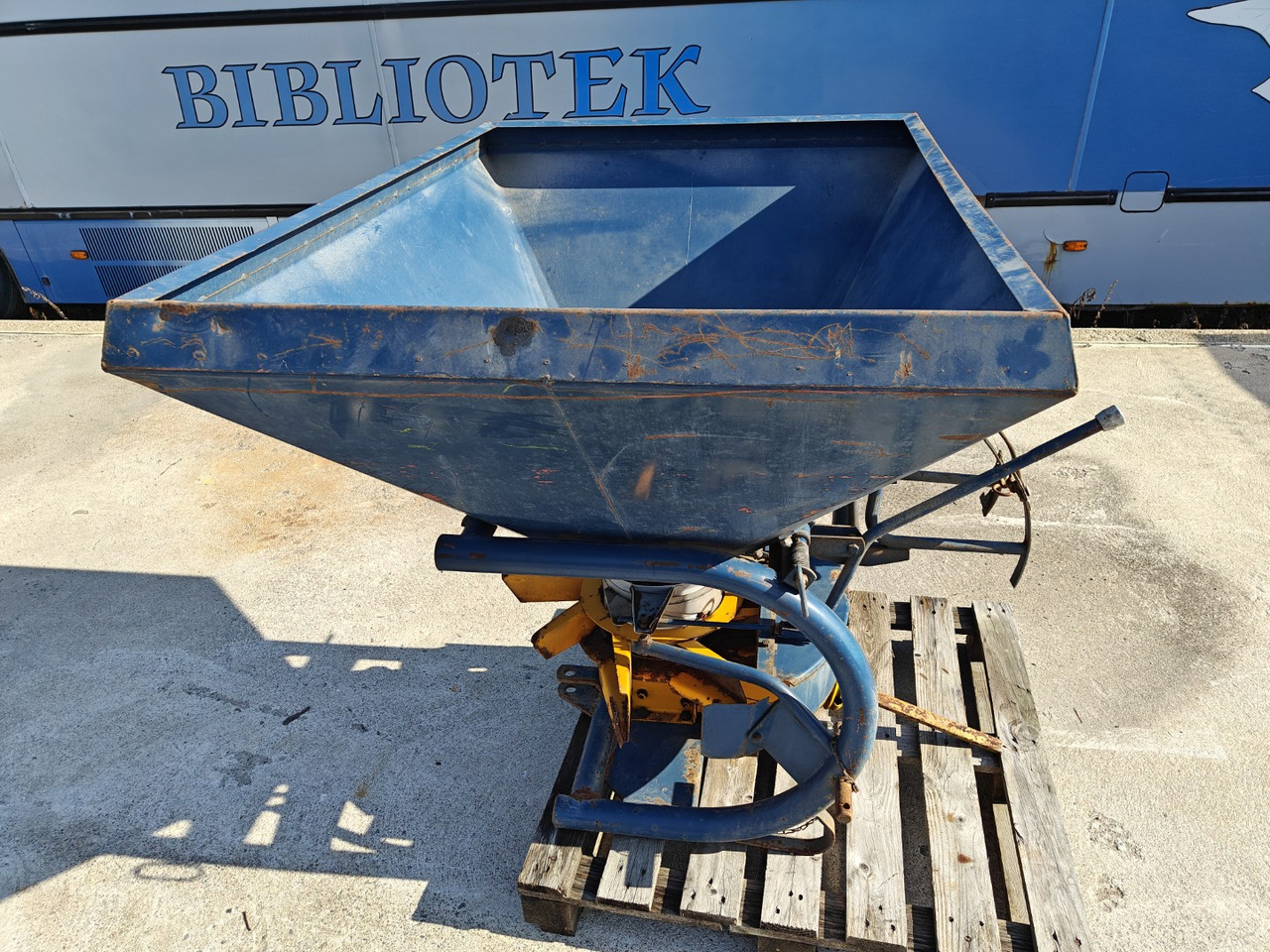 BOGBALLE B500 - Esparcidor de fertilizantes: foto 4 BOGBALLE B500 - Esparcidor de fertilizantes: foto 4