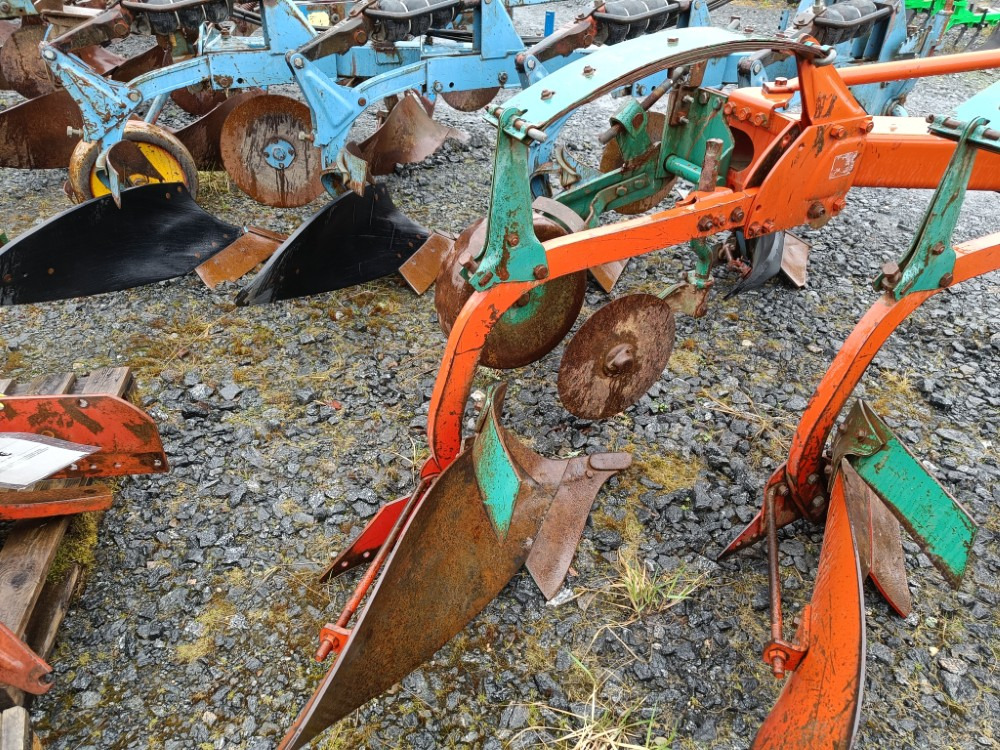 Kverneland A8 sarkia-auran lisäsiipi 16 tuumaa täydellinen - Arado: foto 2 Kverneland A8 sarkia-auran lisäsiipi 16 tuumaa täydellinen - Arado: foto 2