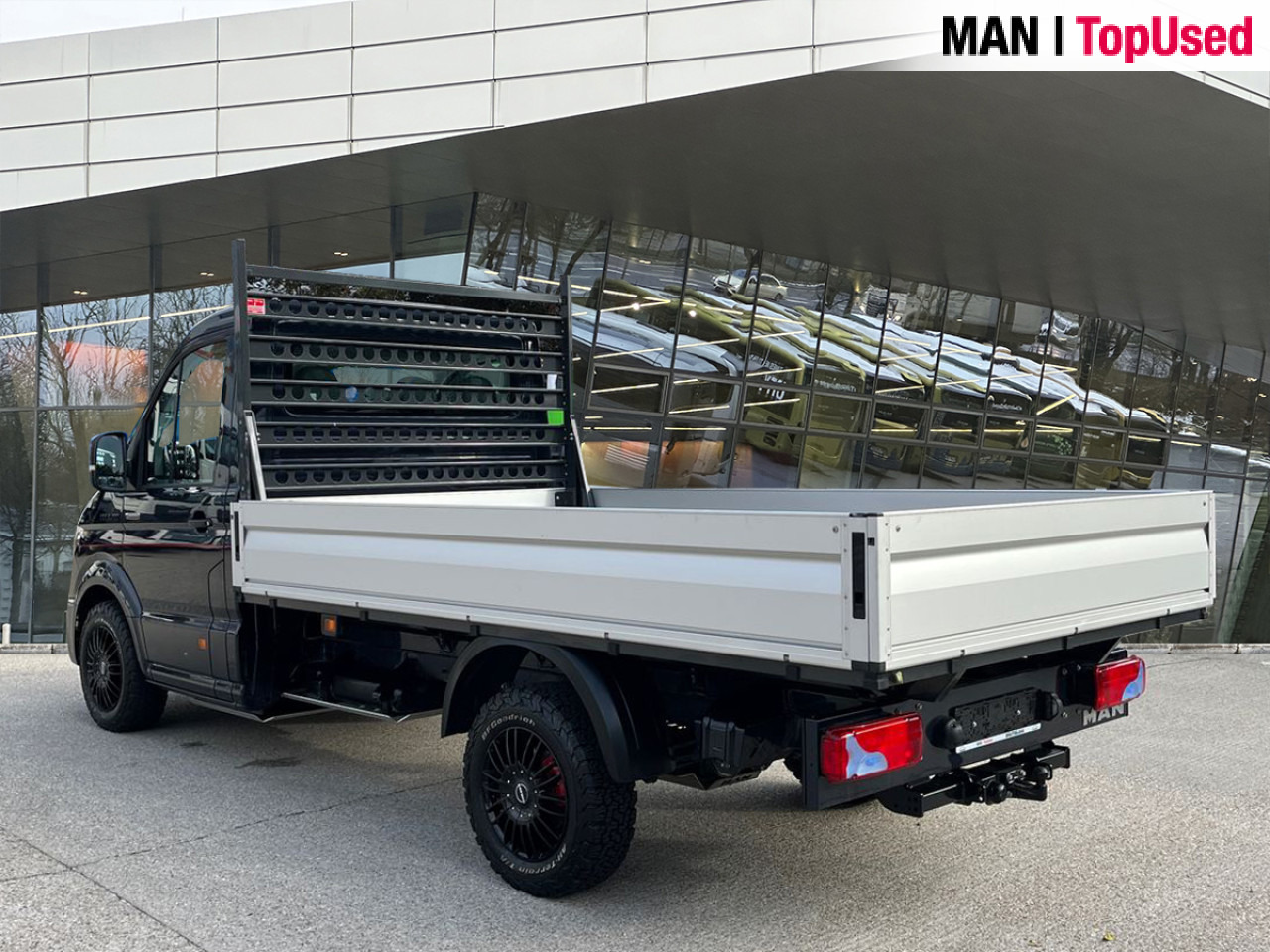MAN TGE 3.180 4X4 Individual SB, Automatic, Flat bed - Caja abierta furgoneta: foto 2 MAN TGE 3.180 4X4 Individual SB, Automatic, Flat bed - Caja abierta furgoneta: foto 2