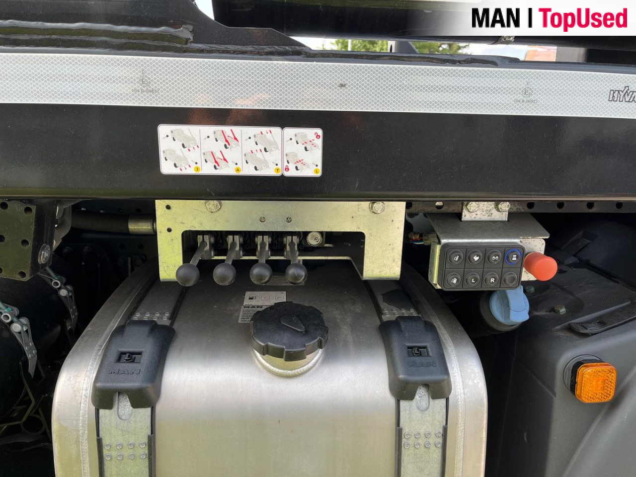 MAN TGS 26.480 6x2/4 BL CH Euro6 Pritarder Klima AHK - Volquete camión: foto 4 MAN TGS 26.480 6x2/4 BL CH Euro6 Pritarder Klima AHK - Volquete camión: foto 4