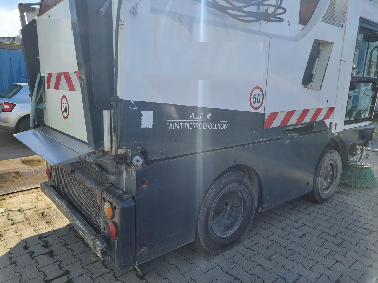 SCHMIDT Cleango compact sweeper 400 - Barredora vial: foto 3 SCHMIDT Cleango compact sweeper 400 - Barredora vial: foto 3