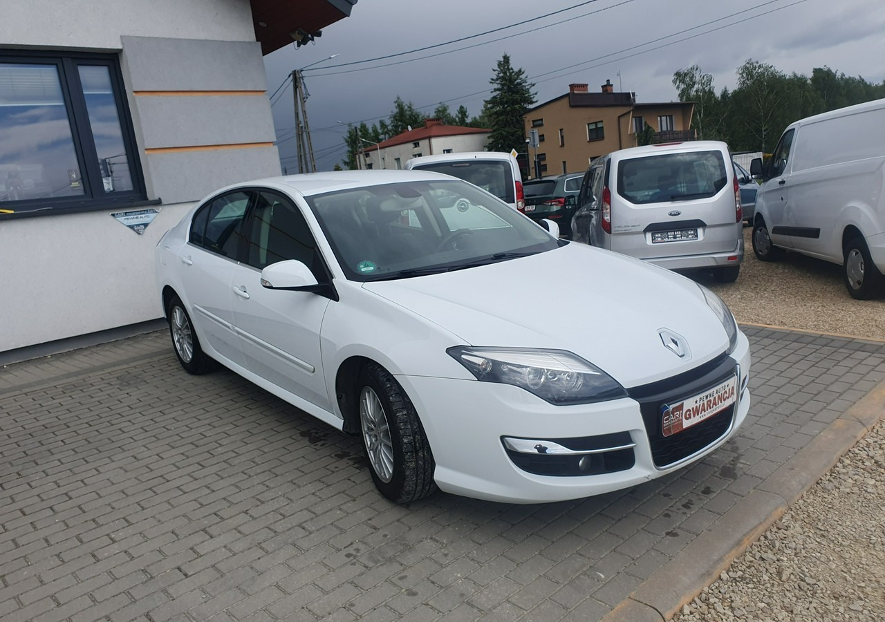 Renault Laguna III niski przebieg * zadbana * - Hatchback: foto 3 Renault Laguna III niski przebieg * zadbana * - Hatchback: foto 3