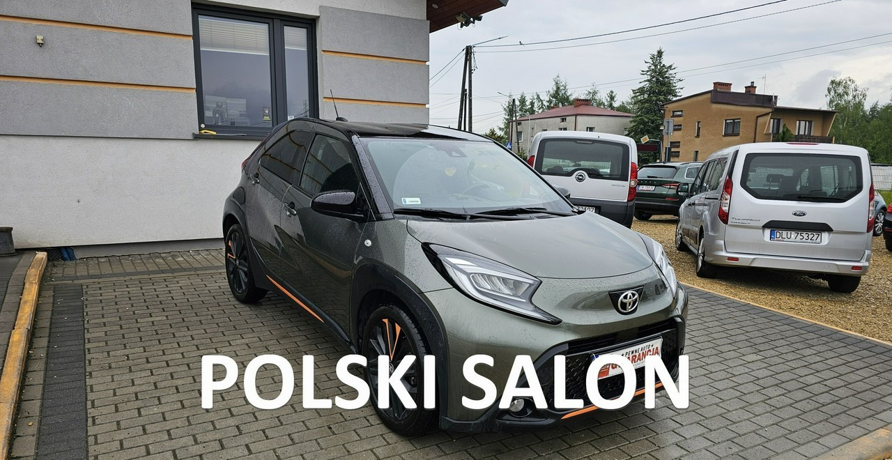Toyota Aygo II Aygo X Aygo x cross limited automat 25tyś - Hatchback: foto 1 Toyota Aygo II Aygo X Aygo x cross limited automat 25tyś - Hatchback: foto 1