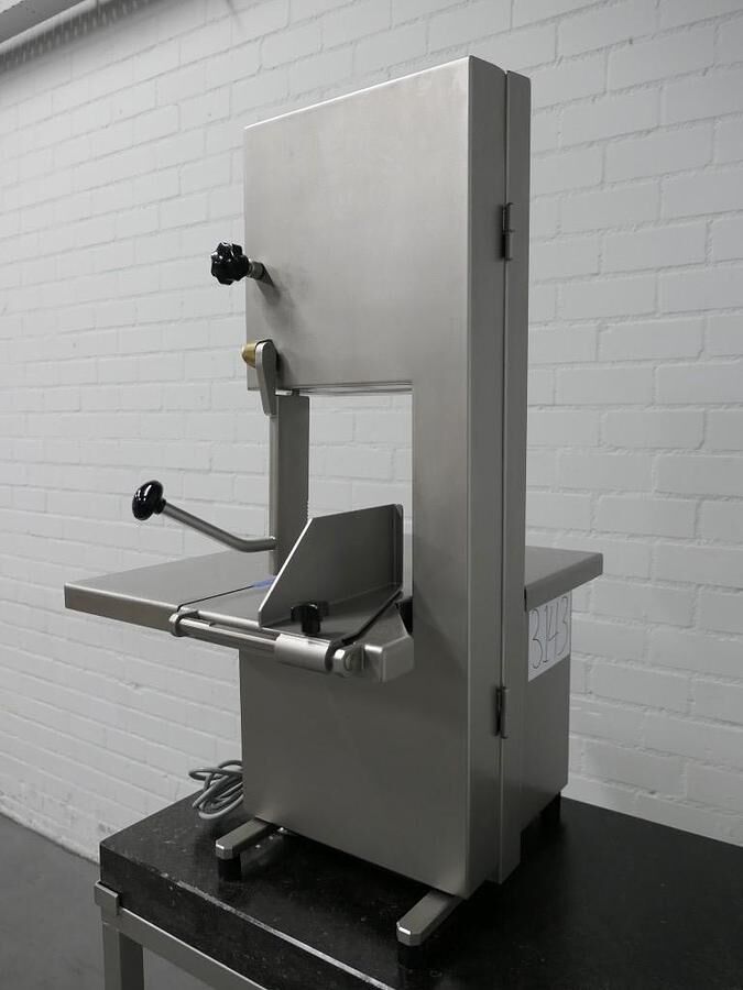 Freund / Ifooma bandsaw - Equipo de procesamiento de carne: foto 2 Freund / Ifooma bandsaw - Equipo de procesamiento de carne: foto 2